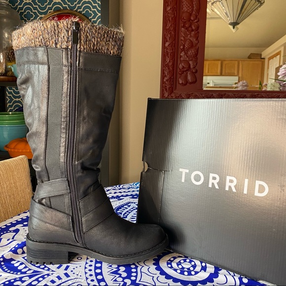 NWT TORRID Wide Width/Wide CALF Sweater Cuff Boots - Picture 7 of 16